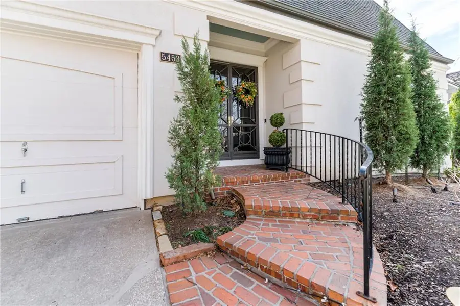 5453 Aberdeen Road, Fairway, KS 66205 - #3