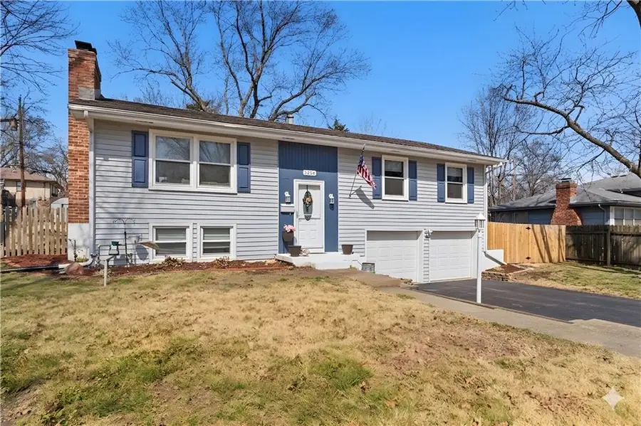 3204 NE 66th Street, Gladstone, MO 64119 - #2