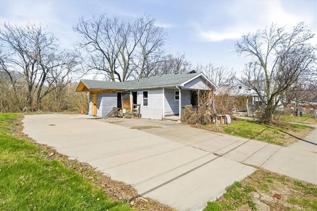 3120 Highland Avenue, Kansas City, MO 64109 - #1