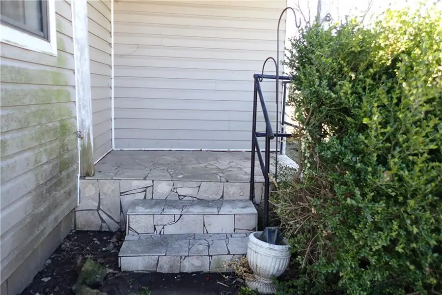 318 E Ohio Street, Clinton, MO 64735 - #2