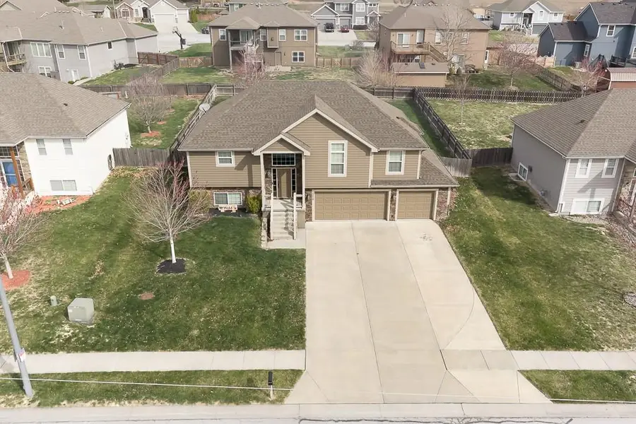 15418 Meyer Drive, Basehor, KS 66007 - #2