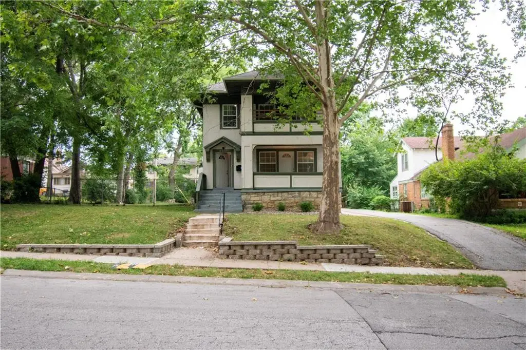 5331 Charlotte Street, Kansas City, MO 64110 - #1