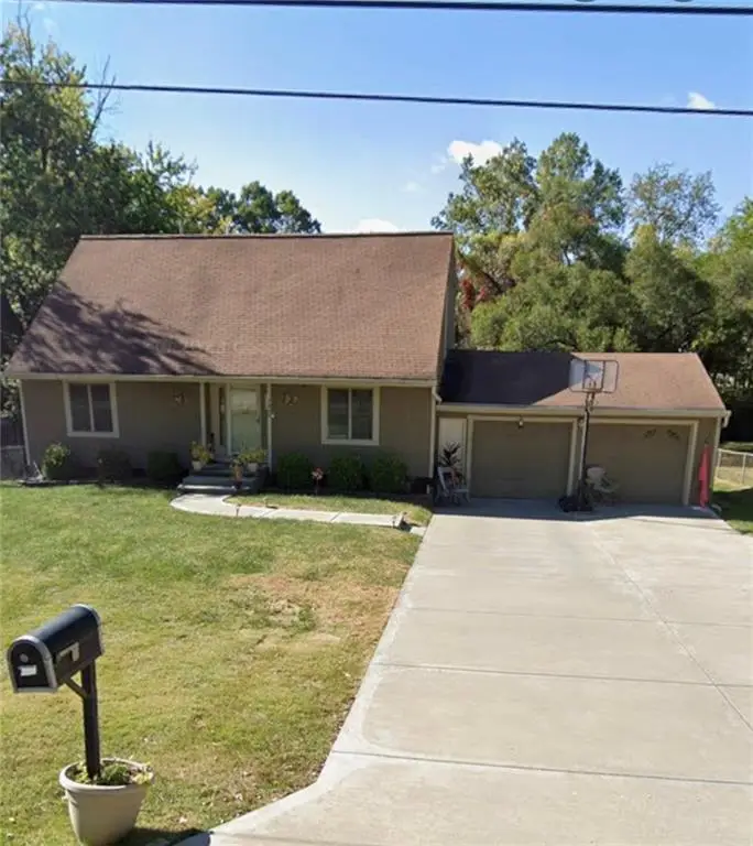 7900 N Jefferson Street, Kansas City, MO 64118 - #1