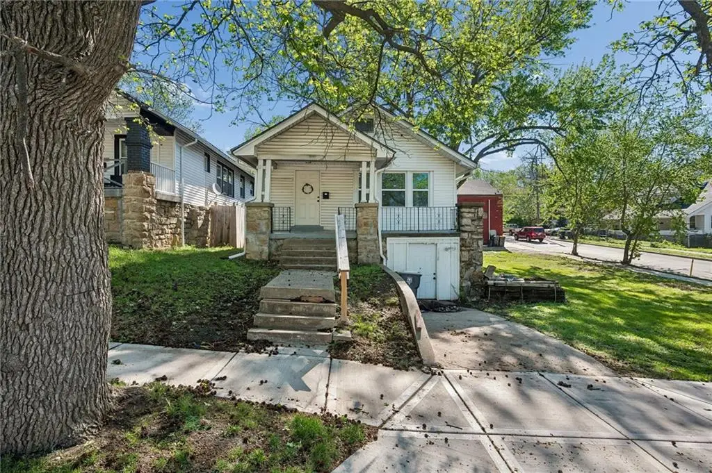 4943 Michigan Avenue, Kansas City, MO 64130 - #1