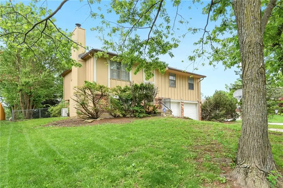 12939 S Raintree Drive, Olathe, KS 66062 - #2