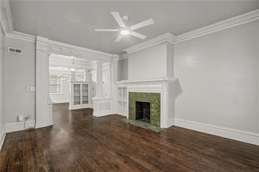 1110 E Armour Boulevard #4, Kansas City, MO 64109 - #3