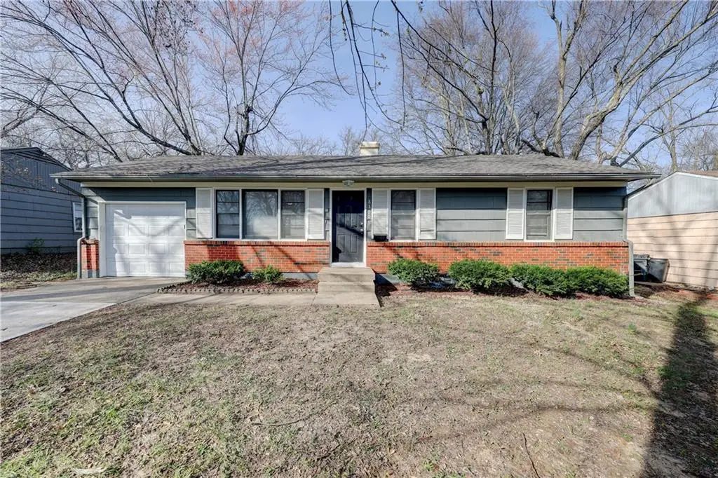 8300 E 110th Street, Kansas City, MO 64134 - #1