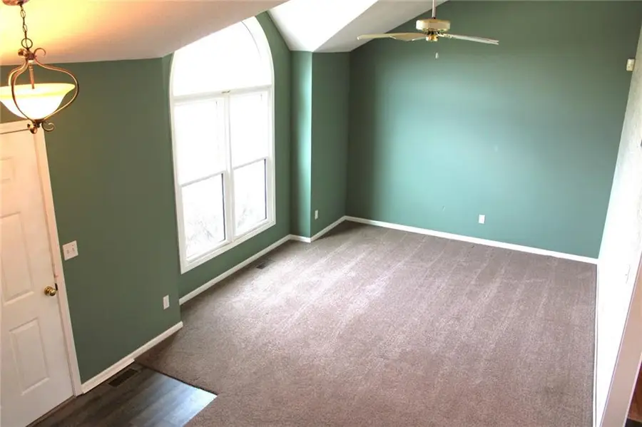 1627 NE 101st Terrace, Kansas City, MO 64155 - #2