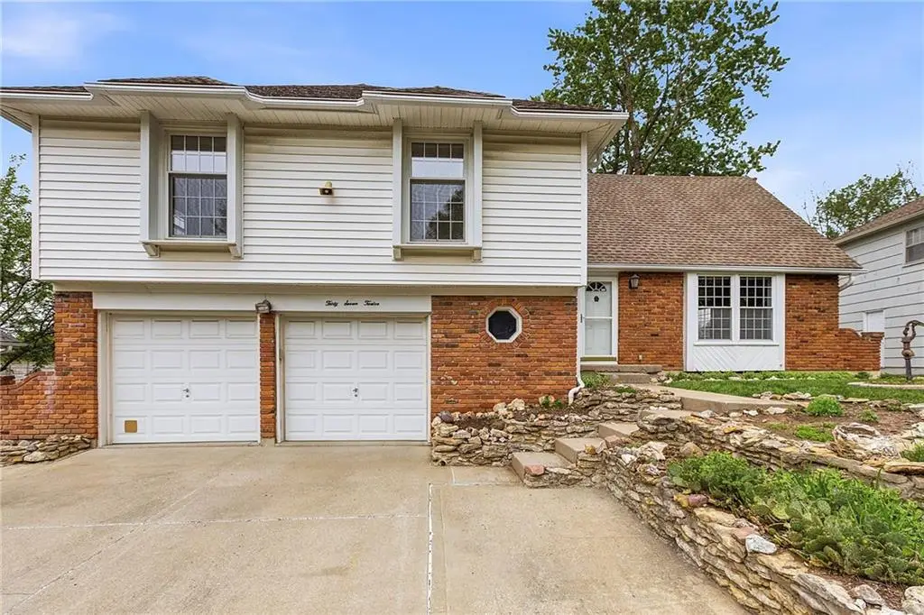 3712 104th Street, Kansas City, MO 64137 - #1