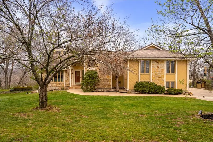 20414 Crickett Lane, Lenexa, KS 66220 - #2