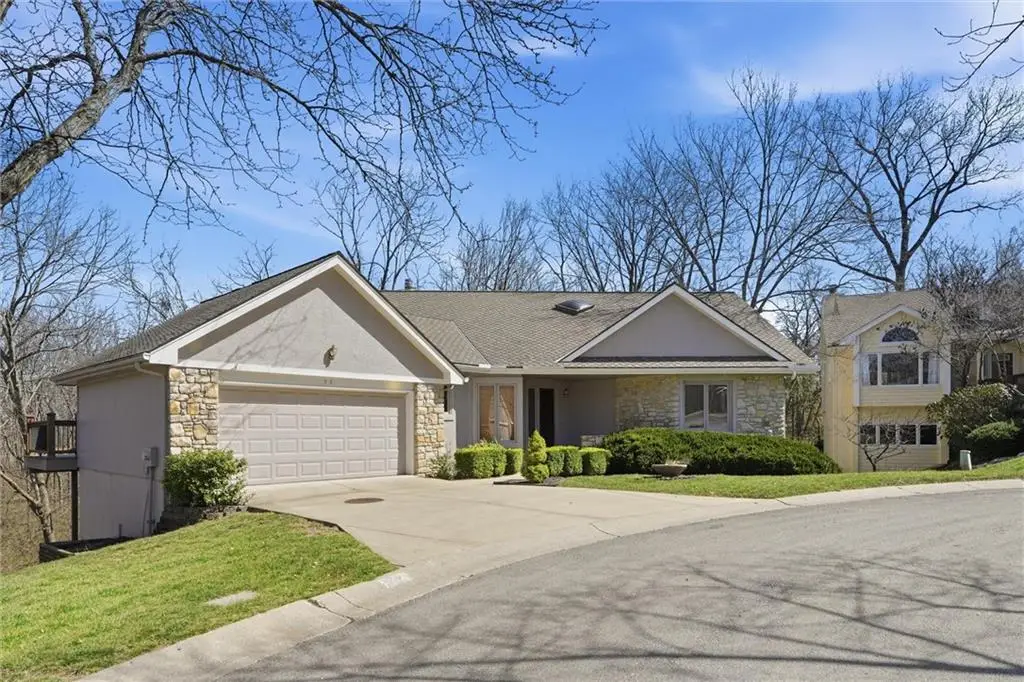 22 W 123rd Terrace, Kansas City, MO 64145 - #1