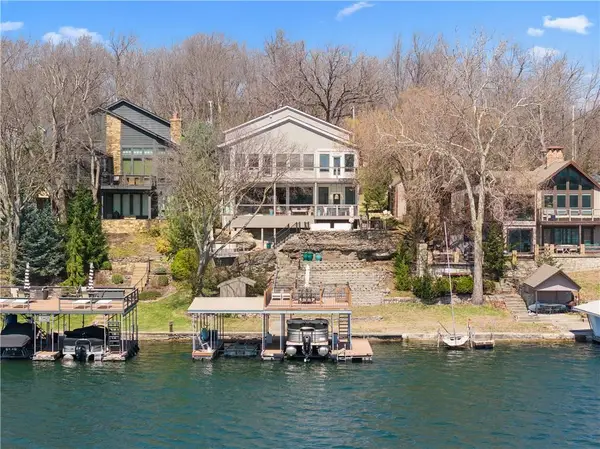 20 H Street, Lake Lotawana, MO 64086