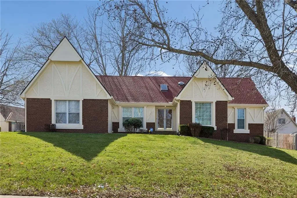 11733 W 109th Circle, Overland Park, KS 66210 - #1