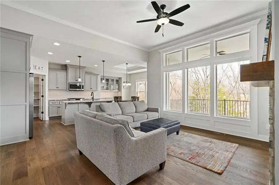 8525 Primrose Street, De Soto, KS 66018 - #3