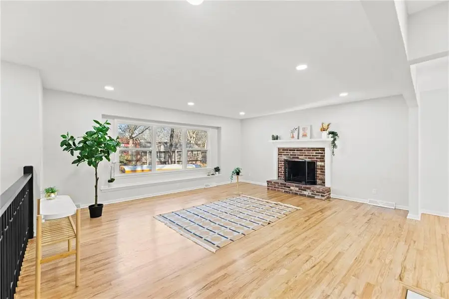 7325 Hardy Avenue, Raytown, MO 64133 - #3