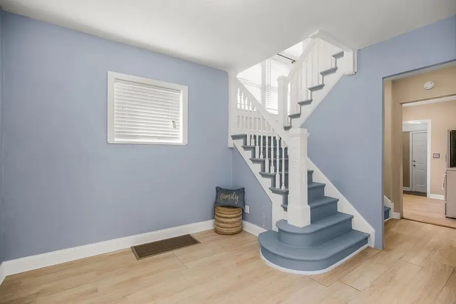 2112 E 36th Street, Kansas City, MO 64109 - #2