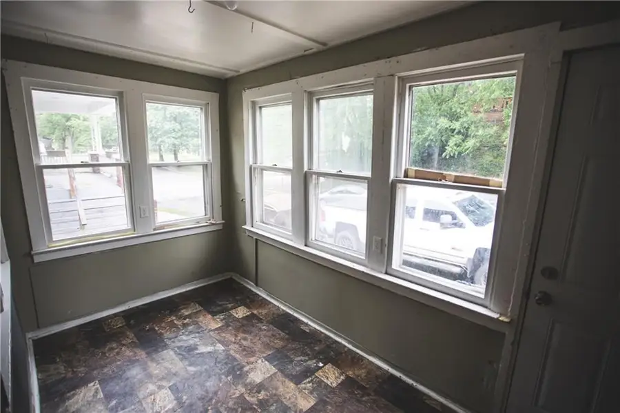 1206-1208 S 23rd Street, Saint Joseph, MO 64507 - #2