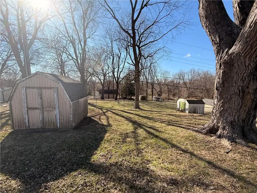 5522 Ripley Street, Saint Joseph, MO 64506 - #2