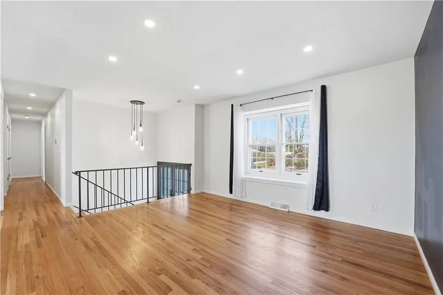 11629 Sycamore Street, Kansas City, MO 64134 - #2