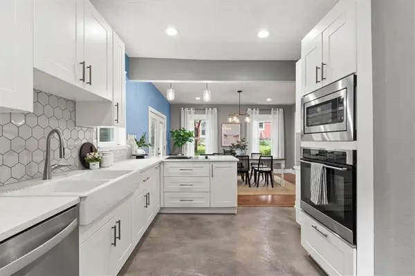 2827 Campbell Street, Kansas City, MO 64109