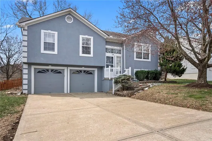 109 E Laredo Trail, Raymore, MO 64083 - #2