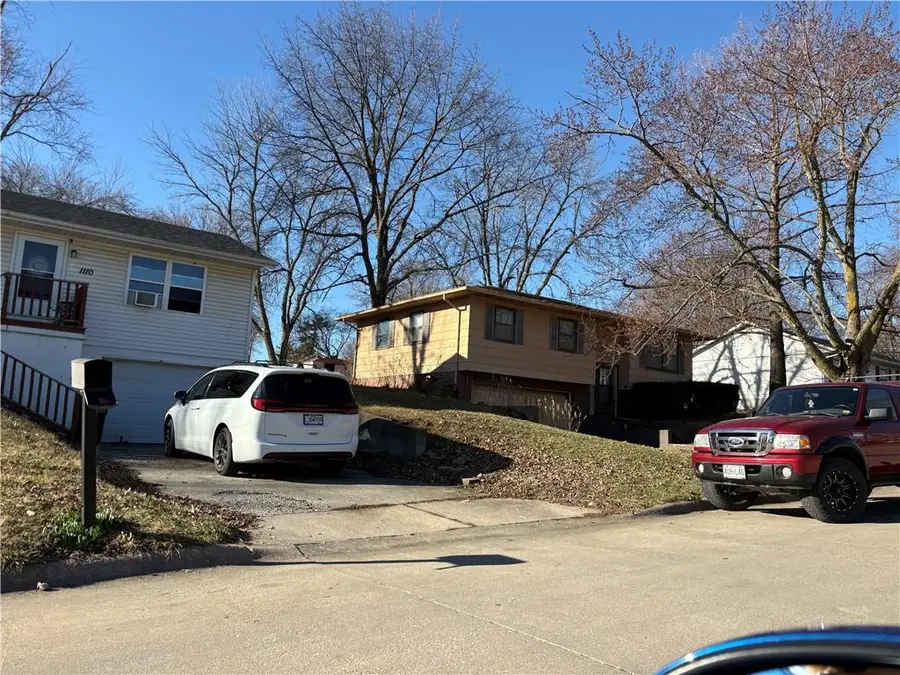 1104 E Halsey Street, Maryville, MO 64468 - #2