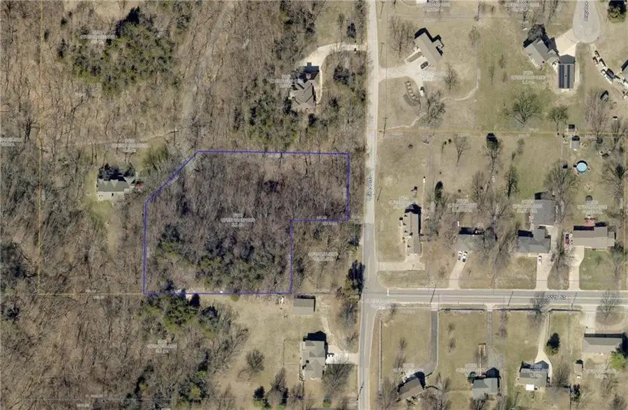 5460 Clare Road, Shawnee, KS 66226 - #3