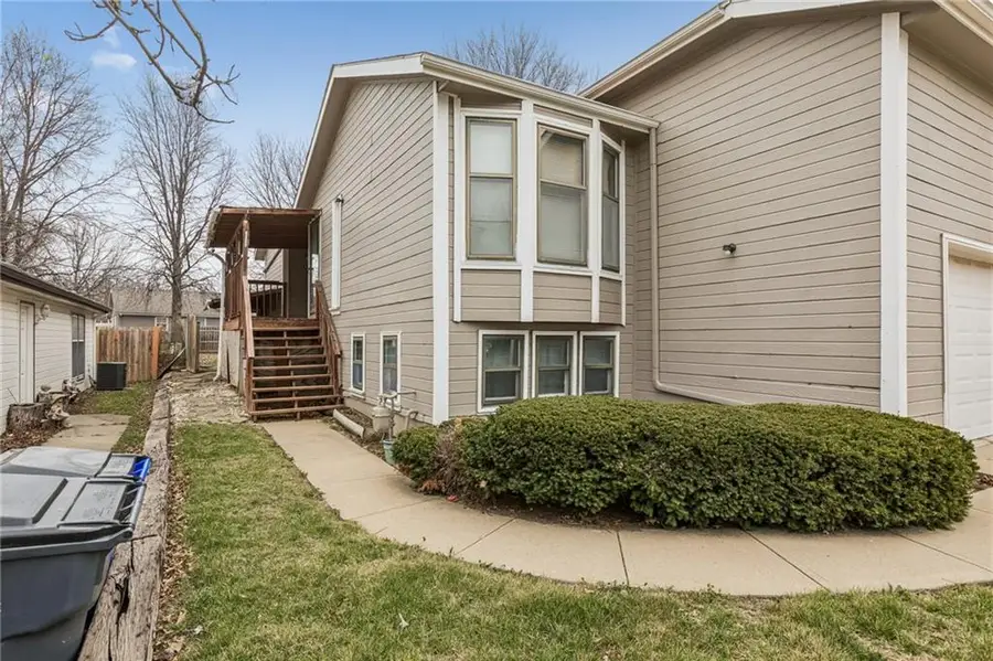 1516 E 123rd Terrace, Olathe, KS 66061 - #3