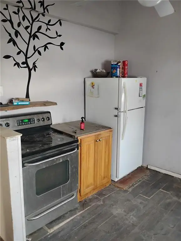 110 Campbell Street, Pleasant Hill, MO 64080