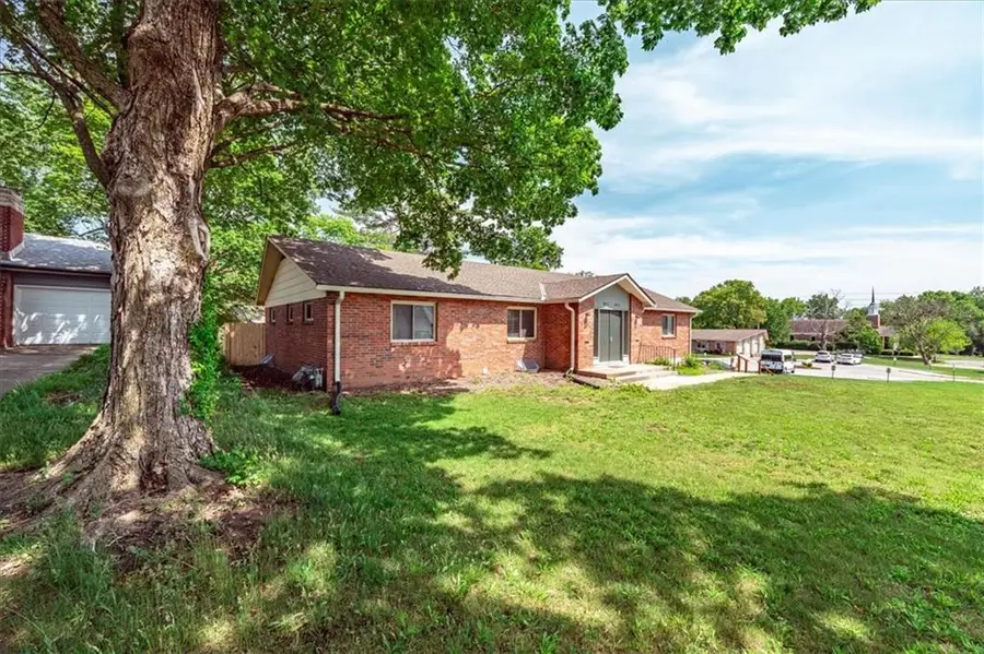 8021 Holmes Road, Kansas City, MO 64134 - #3