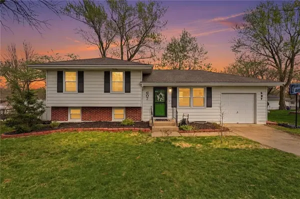 607 Glendale Road, Liberty, MO 64068