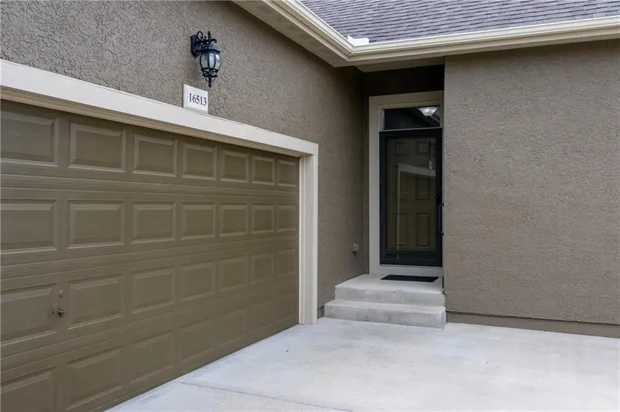 16513 W 168th Place, Olathe, KS 66062 - #3