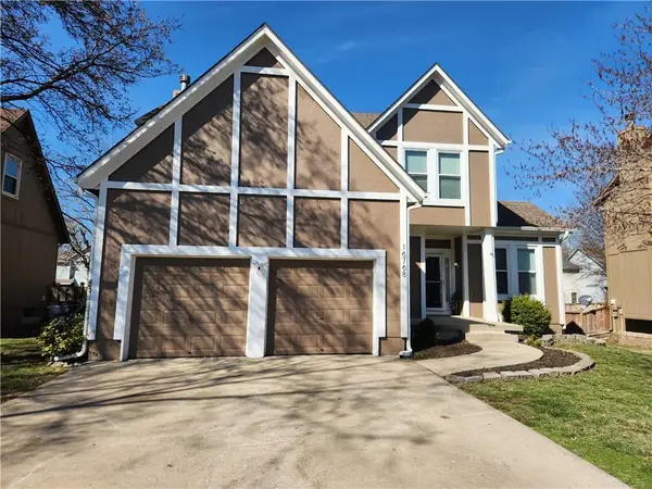 16768 W 156th Street, Olathe, KS 66062