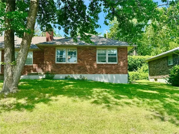 5406 Ditzler Avenue, Raytown, MO 64133
