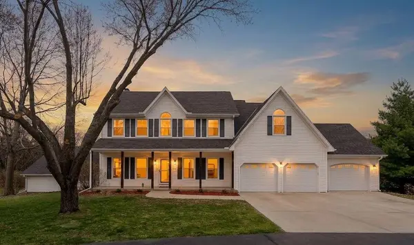 5550 Clare Road, Shawnee, KS 66226