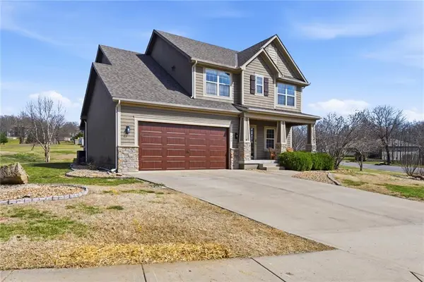 1500 Whispering Ridge, Pleasant Hill, MO 64080