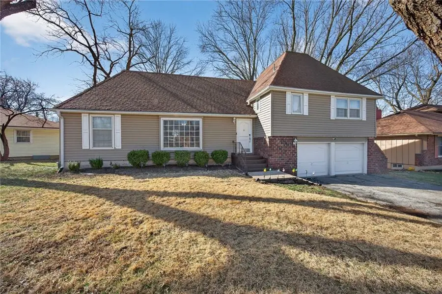 8015 Cleveland Avenue, Kansas City, KS 66109 - #3