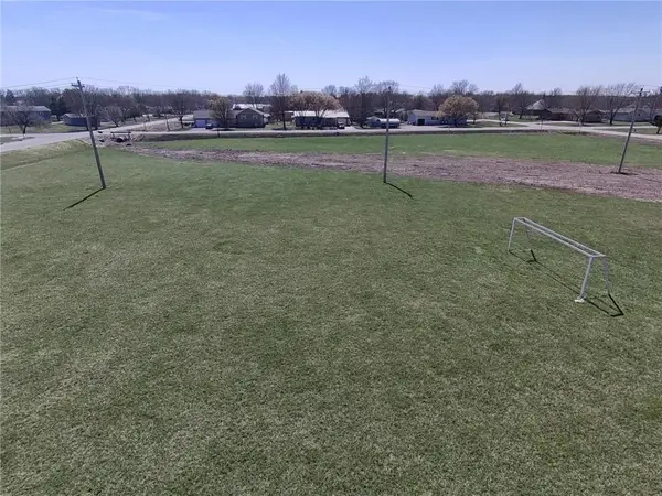 00002 Cross Street, Burlington, KS 66839