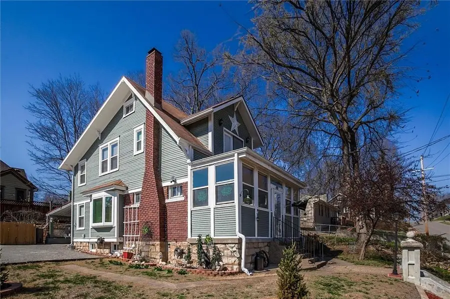 408 N Lightburne Street, Liberty, MO 64068 - #3