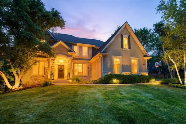 14601 Carter Street, Overland Park, KS 66221