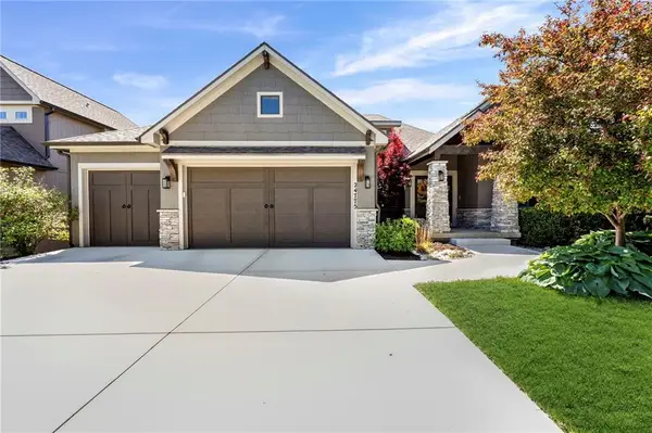 24775 W 98th Street, Lenexa, KS 66227