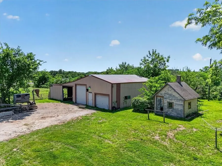 9818 Ogle Road, Stewartsville, MO 64490 - #3