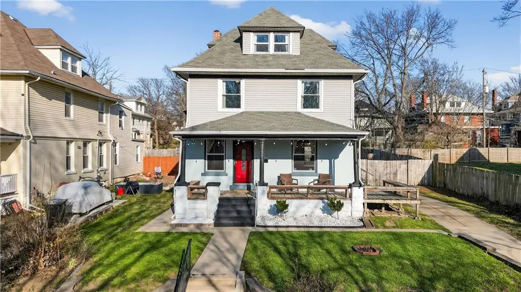 3527 Forest Avenue, Kansas City, MO 64109 - #1