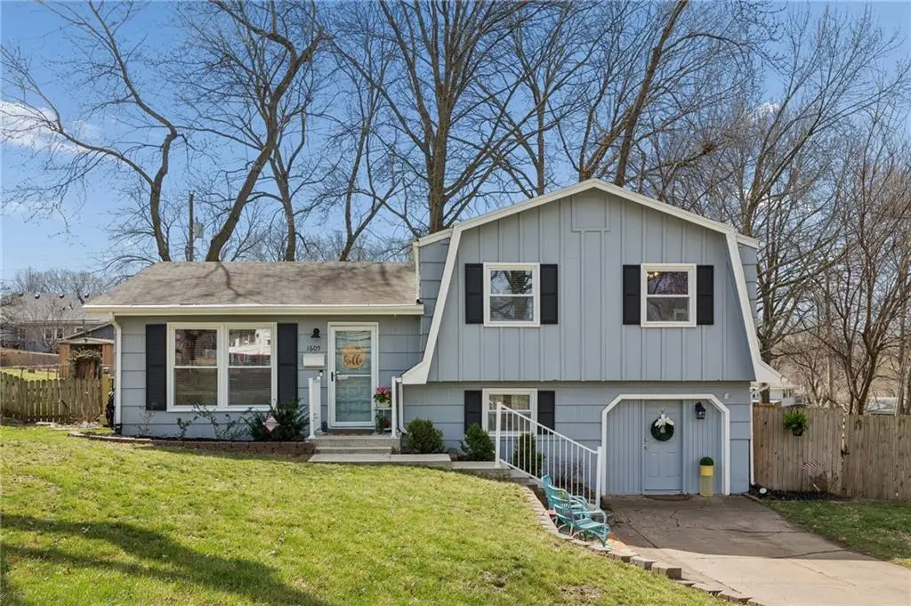 1605 NE 62nd Terrace, Gladstone, MO 64118 - #1