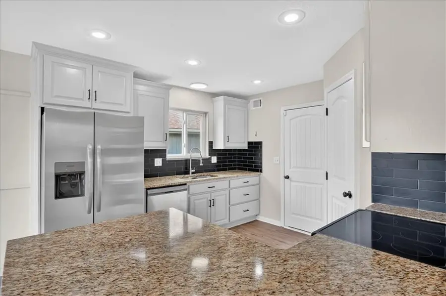 4726 Chester Avenue, Kansas City, KS 66106 - #3