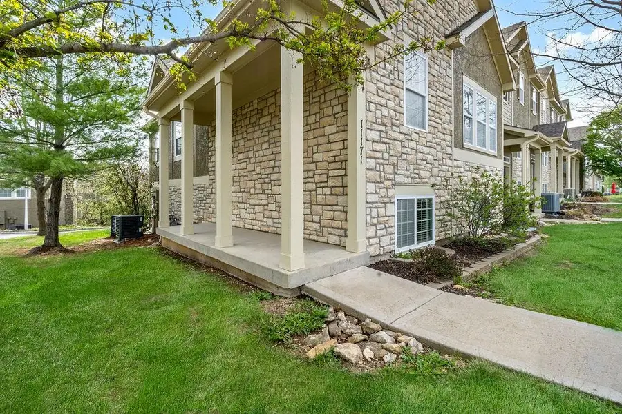 11171 S Woodsonia Drive, Olathe, KS 66061 - #2