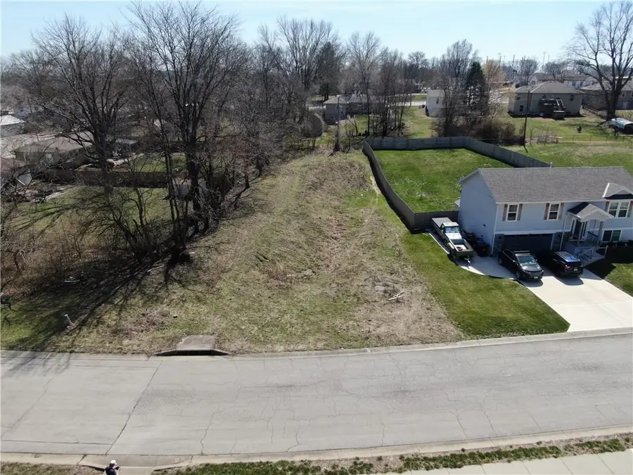 1314 Lawndale Avenue, Pleasant Hill, MO 64080 - #3