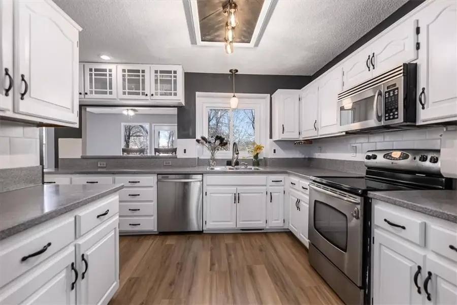 4214 NW 78th Street, Kansas City, MO 64151 - #2