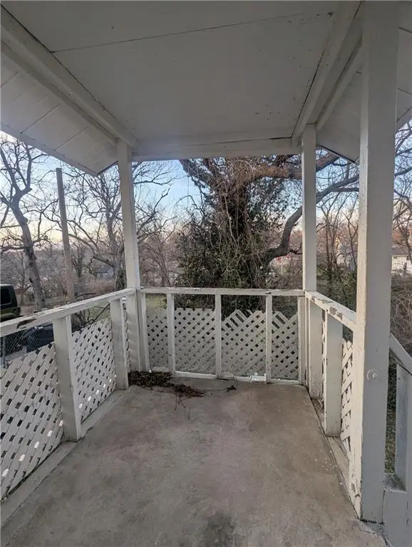 4858 Washington Avenue, Kansas City, KS 66102 - #2