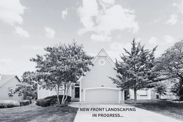 7633 W 148th Terrace, Overland Park, KS 66223